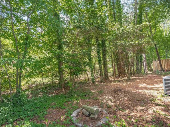 115 Walnut Creek Ct, Lexington, SC 29073