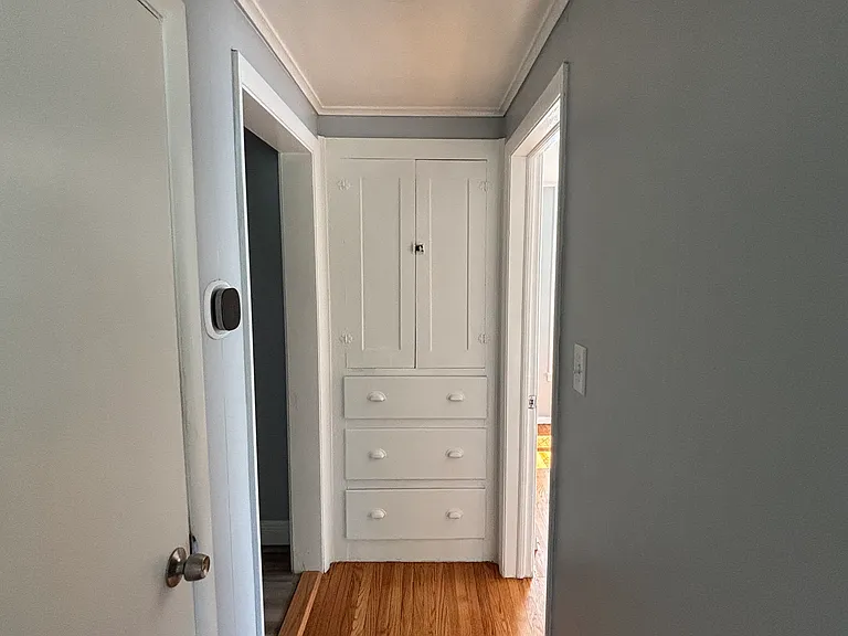 1738 Erie St S #1 — Photo 10