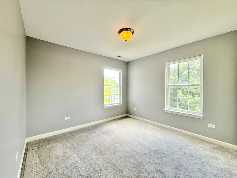930 Case St — Photo 16