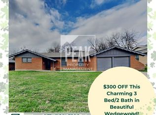 5712 Whitman Ave, Fort Worth, TX 76133