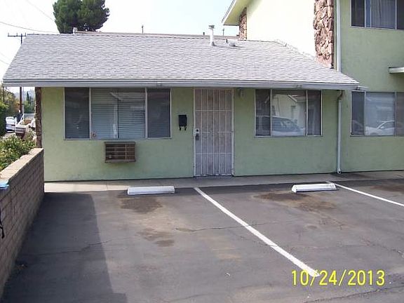 2nd image of 238 W Cypress Ave