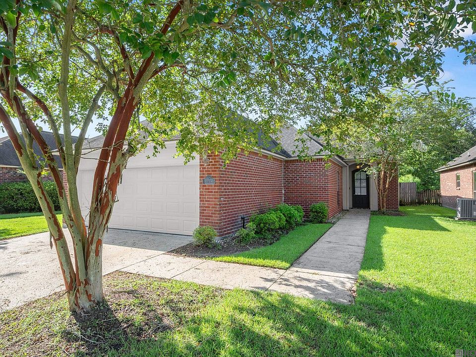 1st image of 3121 Nicholson Lake Dr