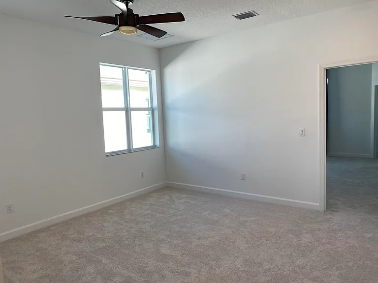 9001 Zevon Ct — Photo 16