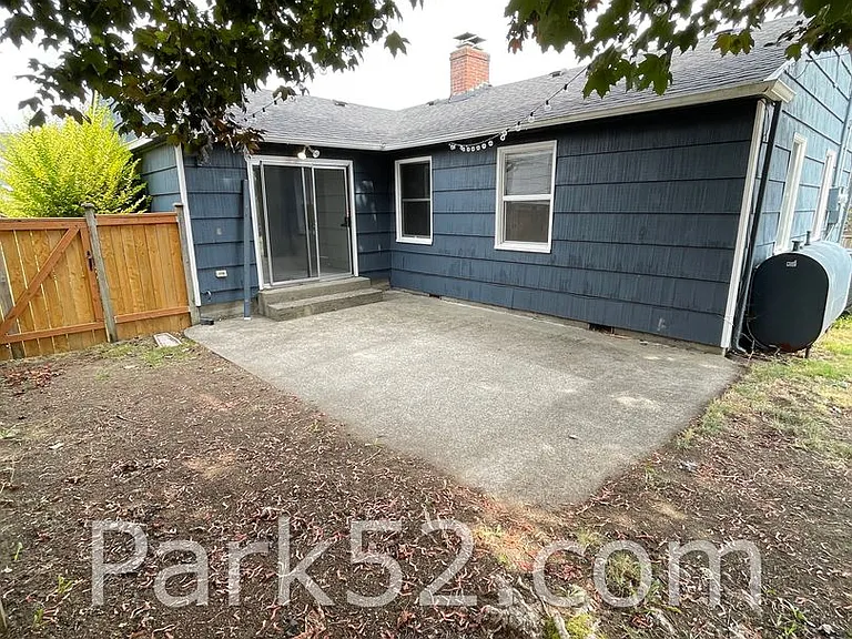 4614 N 29th St — Photo 18