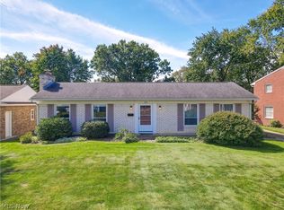 410 Chapple Hill Dr NE, North Canton, OH 44720