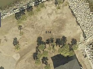 514 Porpoise Dr, Saint Helena Island, SC 29920