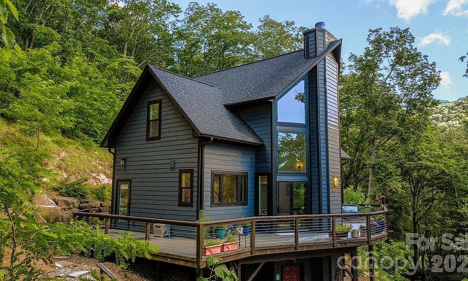 1st image of 338 Fairview Forest Dr