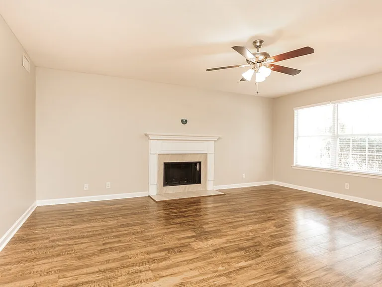3764 Indian Creek Blvd — Photo 5