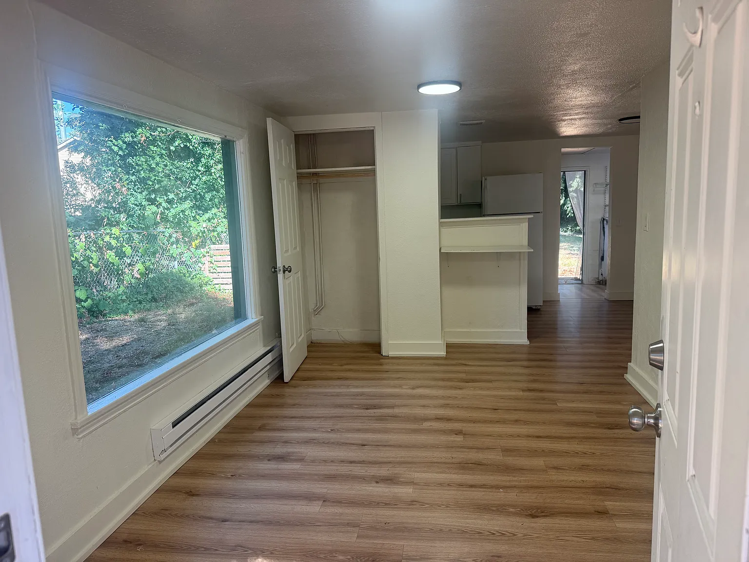2 bed, 630 sqft, $2,200 — Photo 4