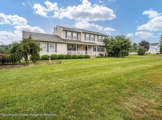 11 Skylark Dr, Jackson, NJ 08527