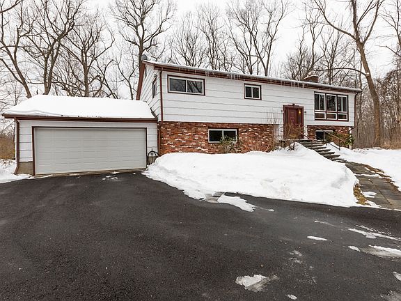 31 Charter Oak Court