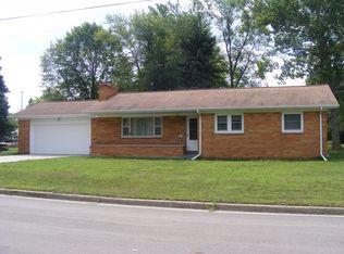 1001 Westlake Woods Dr, Springfield, MI 49037