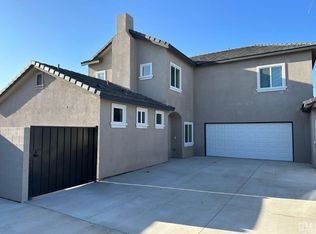 8620 Frankie Lou St #B, Bakersfield, CA 93314