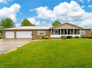 2430 Fox Lake Rd, Wooster, OH 44691