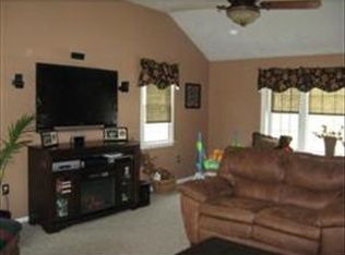 26 Barnstable Rd, Norfolk, MA 02056