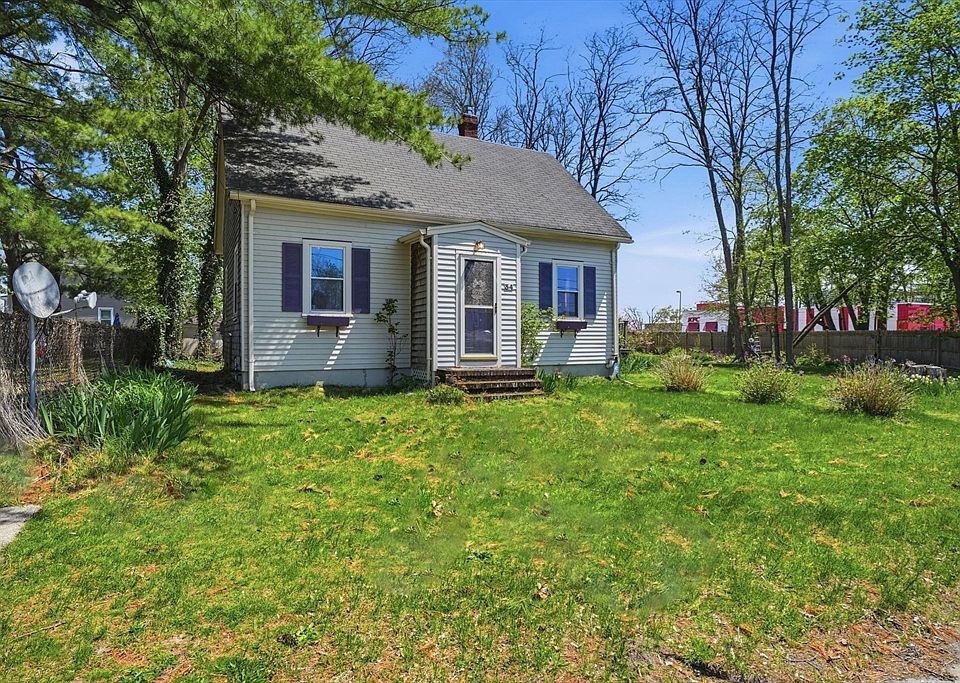 1st image of 34 Plympton St