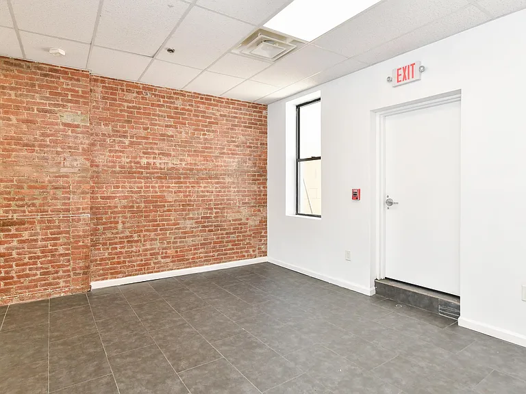 2707 Bergenline Ave — Photo 4