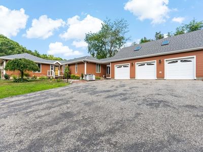 83 Peck St, Rehoboth, MA, 02769