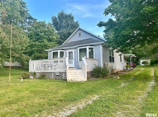 306 W Elm St, Thayer, IL 62689