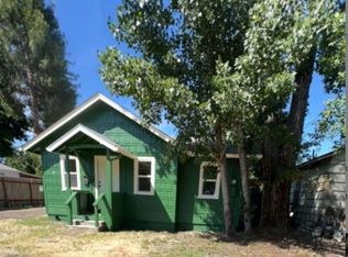 610 & 612 SE Riverside Ave #612, Grants Pass, OR 97526