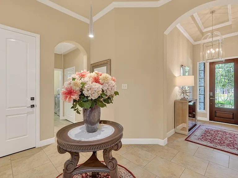55 S Victoriana Cir — Photo 28