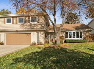 214 E Ivy Ln, Arlington Heights, IL 60004