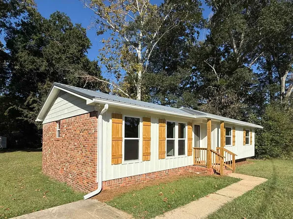 2911 Dwaine Ave, Bessemer, AL 35023