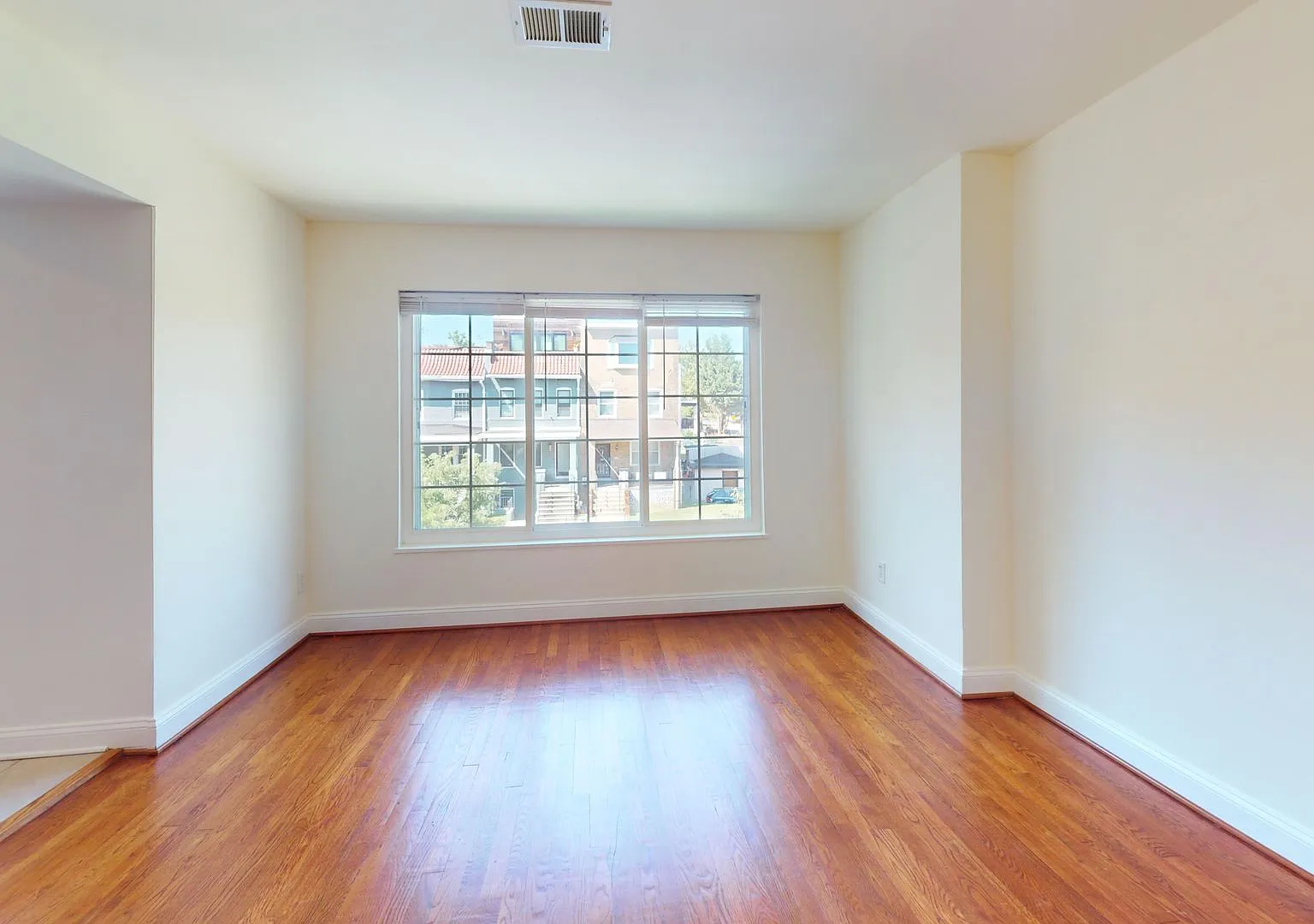 1316 Spring Road NW — Photo 4