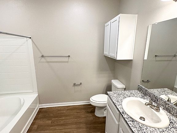 5th image of 300 Willow Grove Way #9321