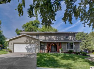 1306 S 137th Ave, Omaha, NE 68144