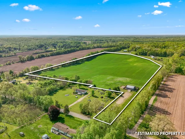 7505 E Reading Rd, Pittsford, MI 49271