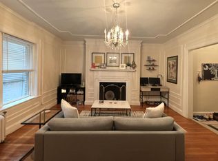 128 Chestnut St #23, Boston, MA 02108