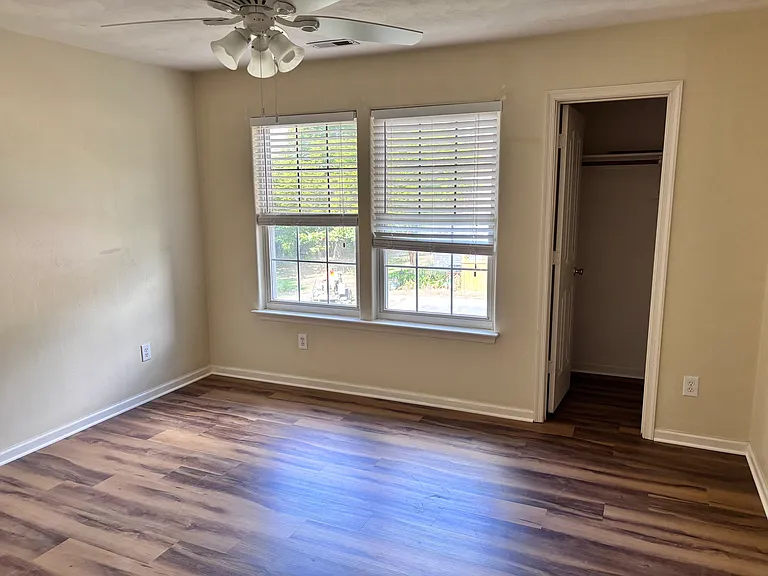 100 White Cedar Ln — Photo 15