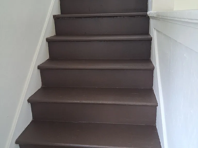 1326 Roosevelt Ave — Photo 2