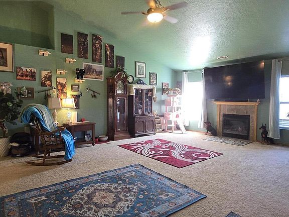 4th image of 5164 Chestnut Ln