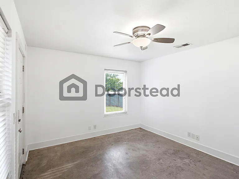 4804 Hillspring Cir #B — Photo 7