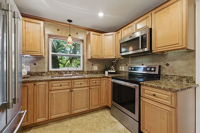 4926 Camellia Way S — Photo 16