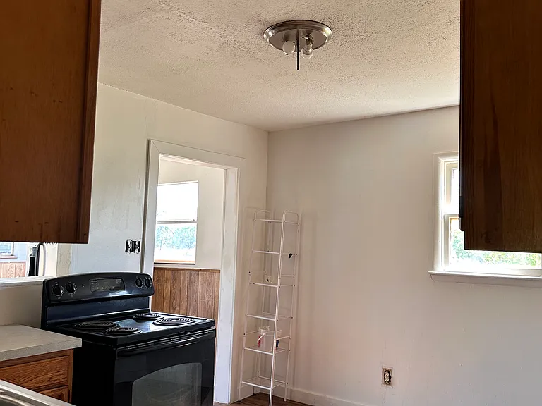 4998 FM 707 — Photo 4
