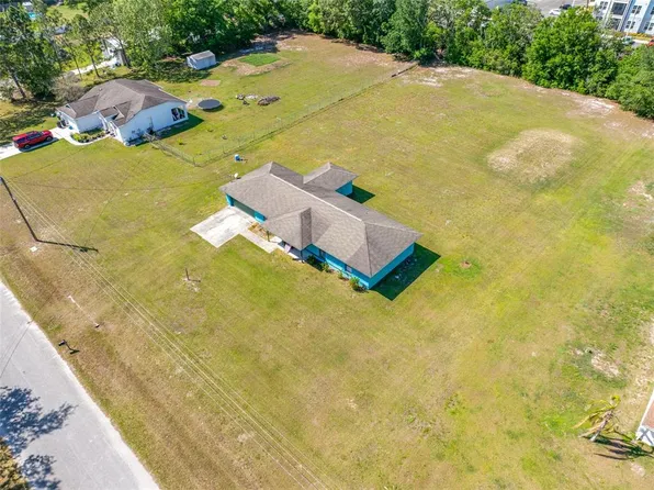 31415 Bugle Ln, Zephyrhills, FL 33543