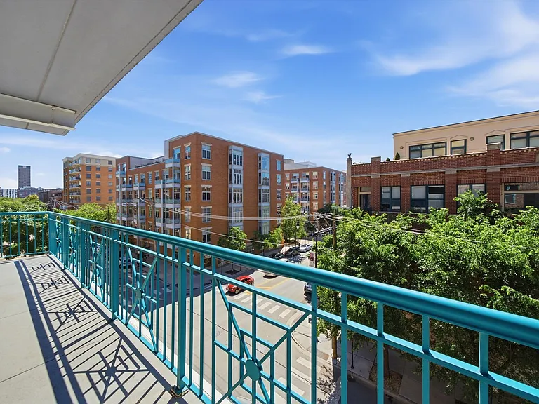 920 W Madison St #B4 — Photo 35