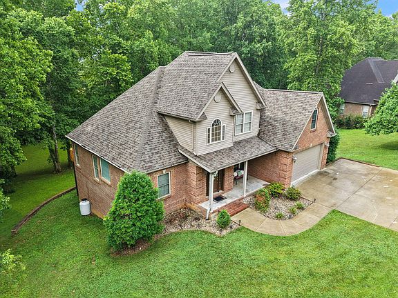2nd image of 223 Sycamore Springs Dr