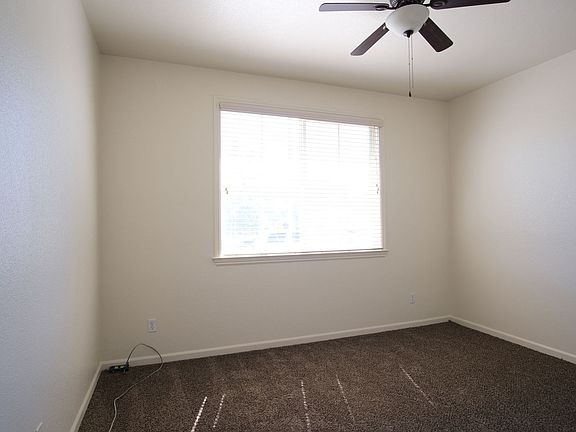 3rd image of 1603 Water Lily Ln