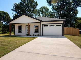 706 High St, Marshall, TX 75670