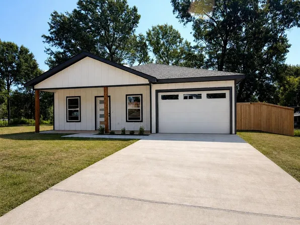 706 High St, Marshall, TX 75670