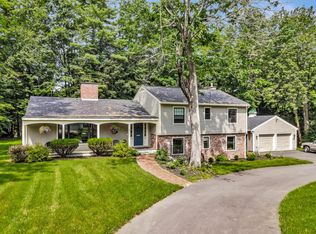 62 Ganneston Dr, Augusta, ME 04330