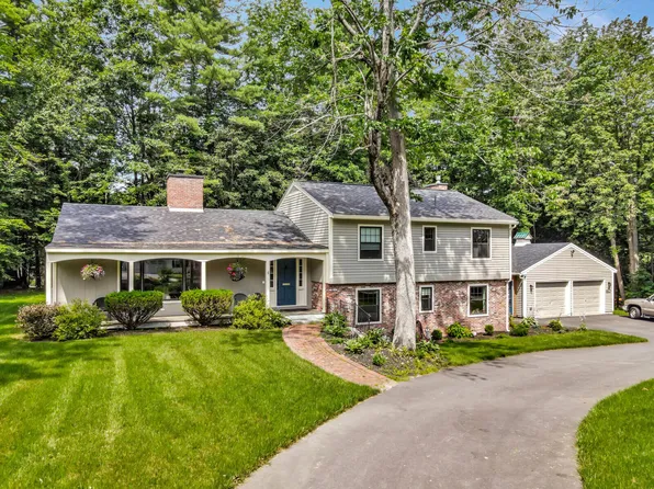 62 Ganneston Drive, Augusta, ME 04330