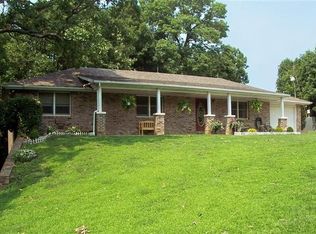 6022 Tanner Bridge Rd, Jefferson City, MO 65101