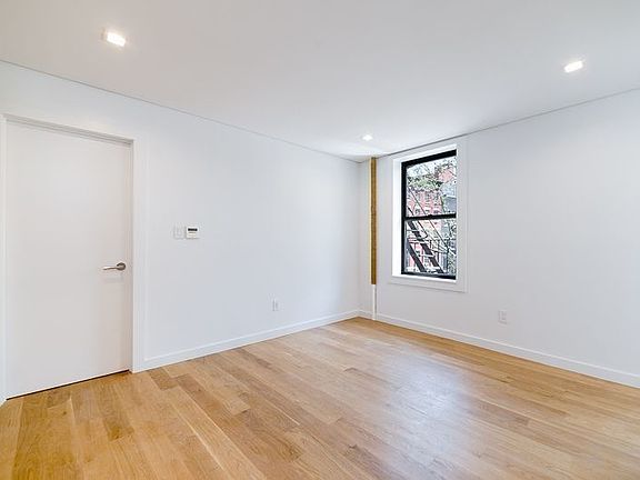 4th image of 209 Mulberry St APT 4C