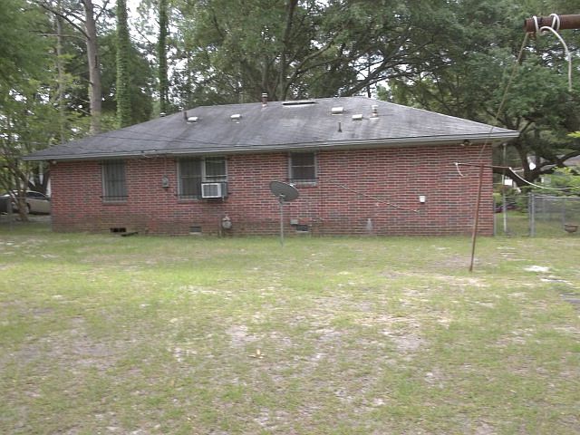 2nd image of 1413 Jones Ave