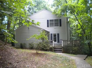 825 Mohawk Dr, Lynchburg, VA 24502